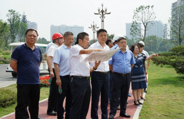 集团党委书记、董事长郑尚钦带队赴天府艺术公园调研项目进展情况相关工作