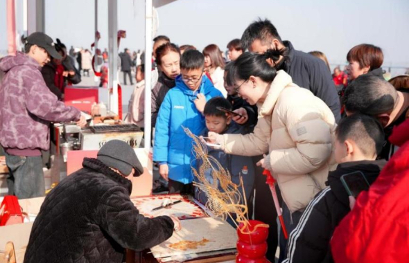 新年首个工作日 | 成都城投铆足干劲再出发